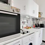 Guestready - Cosy Studio In The Heart Of Chatelet